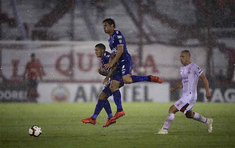 Romero foi titular e deixou o jogo no 2º tempo para entrada de Ariel Cabral