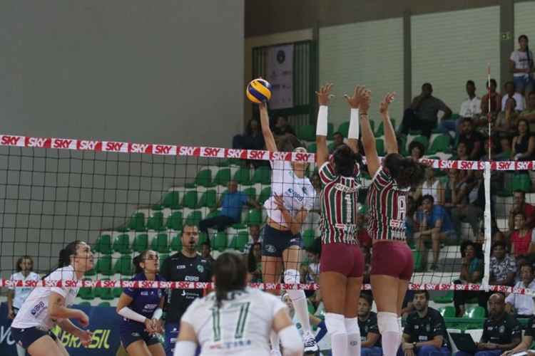 Brasília Vôlei perdeu jogos e sets importantes: campanha teve 17 derrotas em 21 jogos até agora
