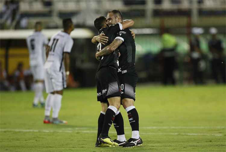 Com o resultado, o time de São Januário assume a vice-liderança do Grupo B