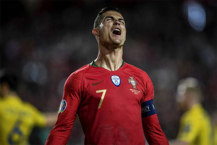 Cristiano Ronaldo tentou, mas não conseguiu balançar as redes