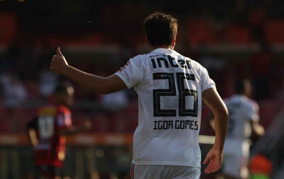 Igor Gomes marcou os gols da vitória do São Paulo no Morumbi