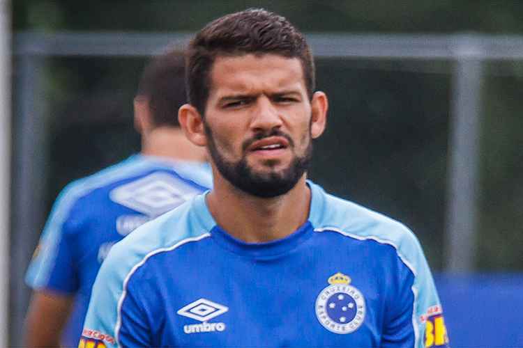 Jadson comentou chance de Everaldo se transferir para o Cruzeiro