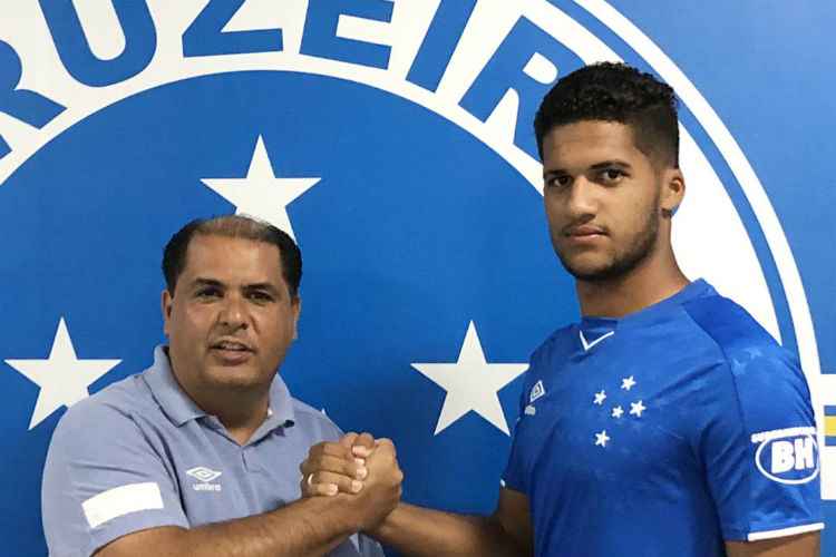Alysson chegou ao Cruzeiro para a equipe sub-12