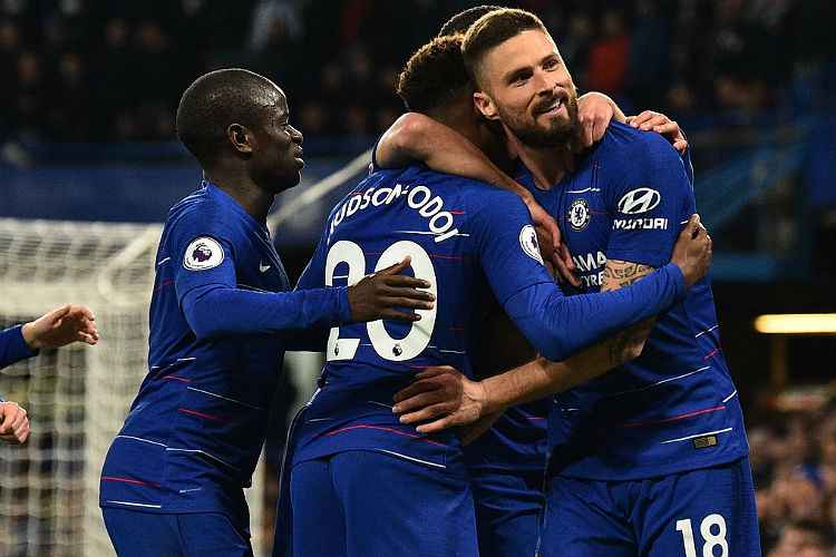 Giroud marcou um dos gols da vitória do Chelsea sobre Brighton