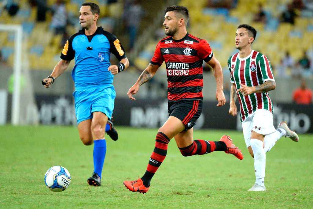 Flamengo busca se classificar para a final após conquistar a Taça Rio