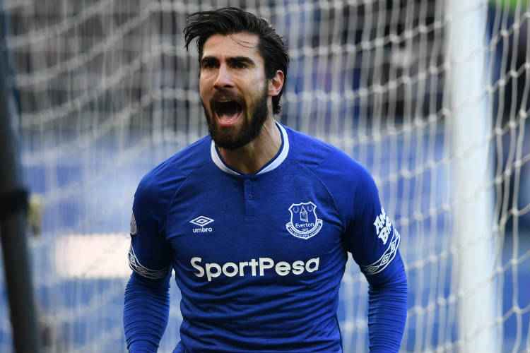 Arsenal tem interesse na contratação do meia André Gomes