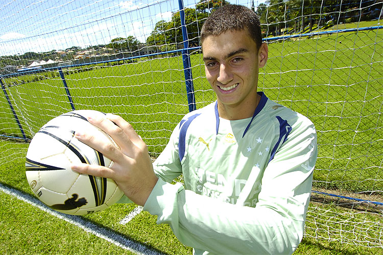 Rafael foi promovido ao time principal do Cruzeiro em 2008, quando tinha 18 anos (arquivo 02.01.2008)