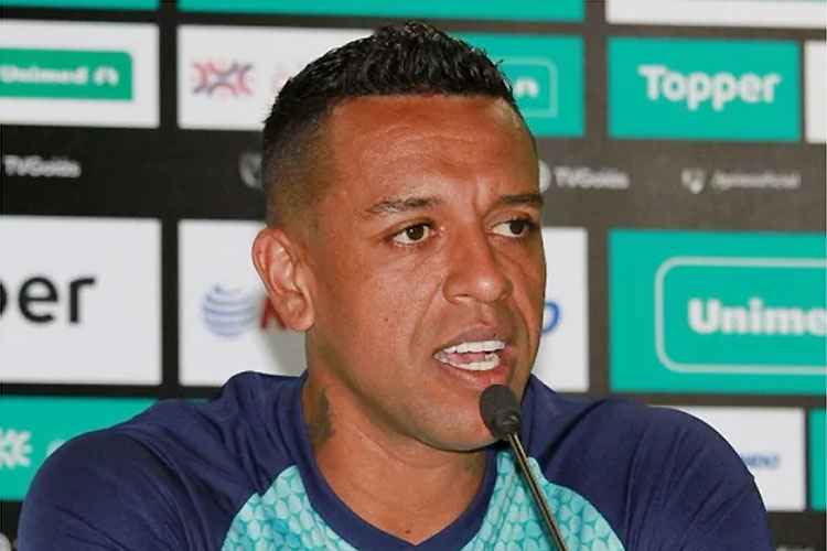 Sidão, de 36 anos, está liberado para estrear no Vasco diante do Atlético