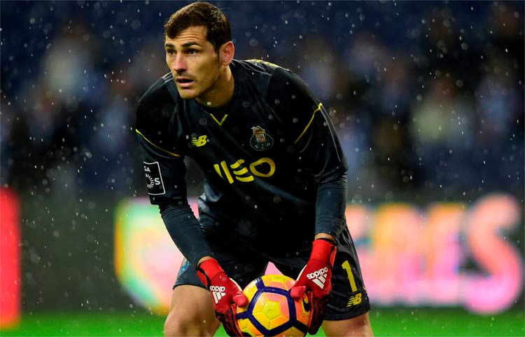 Casillas, de 37 anos, sentiu dores no peito no final do treino do time