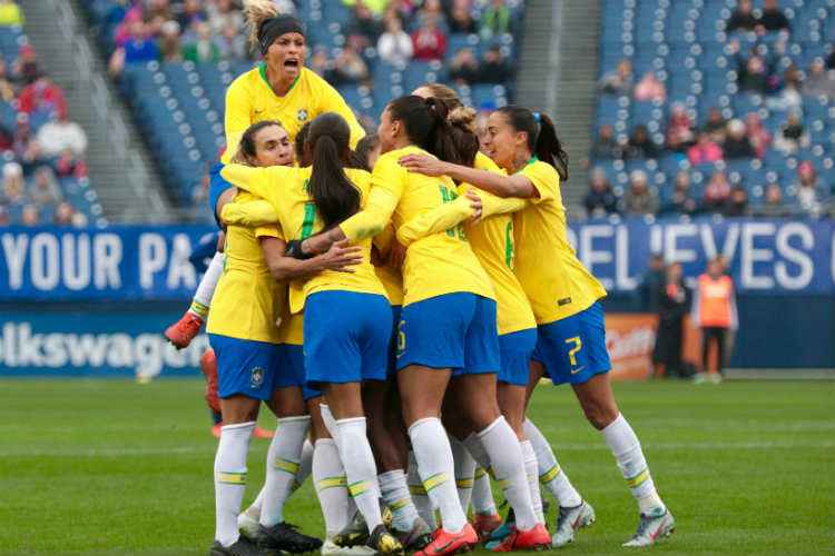 Seleção fará a preparação para a Copa da França em Portimão