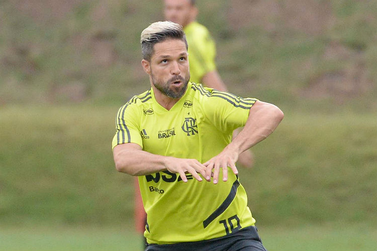 Diego pediu para os colegas deixarem para trás a classificação na Libertadores