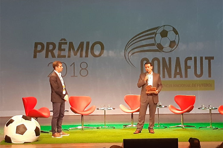 Rui Costa foi eleito o melhor executivo de futebol de 2018