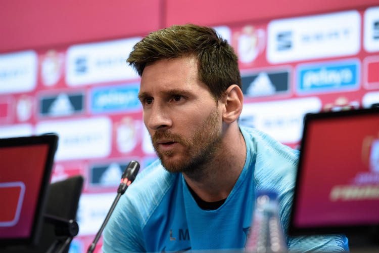 Nesta sexta, Messi deu primeira coletiva no Barcelona desde 2015