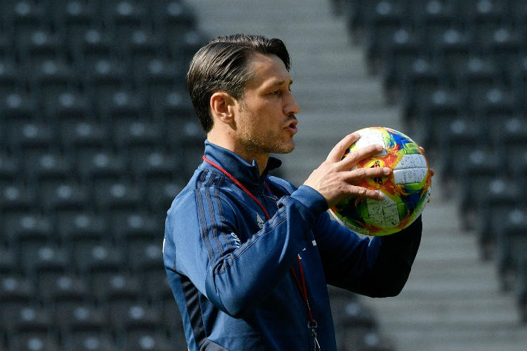 Niko Kovac não vê favoritismo de ninguém para a decisão