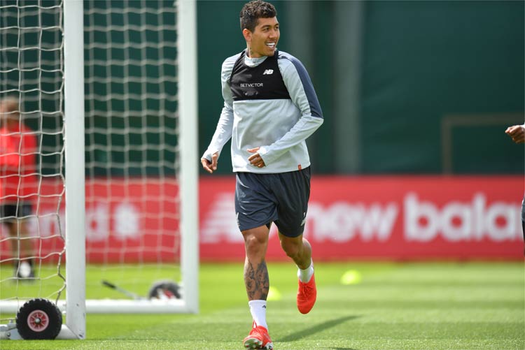 Roberto Firmino desfalcou o time nos últimos jogos em razão de uma contusão muscular