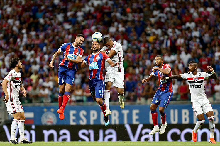 Bahia e São Paulo se enfrentaram diante de mais de 36 mil pagantes