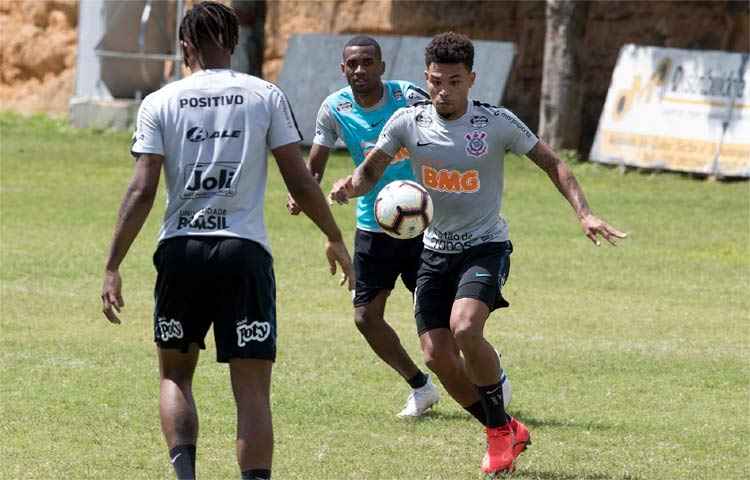 Corinthians venceu o jogo de ida por 2 a 0 e leva ampla vantagem na volta