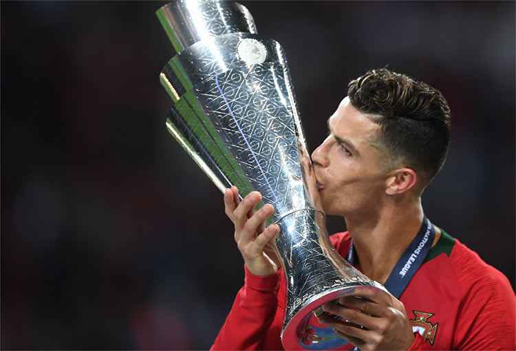 Cristiano Ronaldo teve três gols marcados por ele como os melhores do torneio