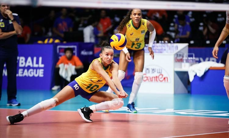 Brasileiras foram superiores e venceram a Sérvia por 3 sets a 0