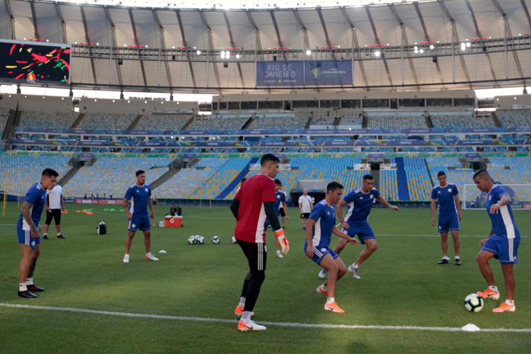 Resultados e o futebol apresentados pelo Paraguai, nos últimos jogos, não empolgaram