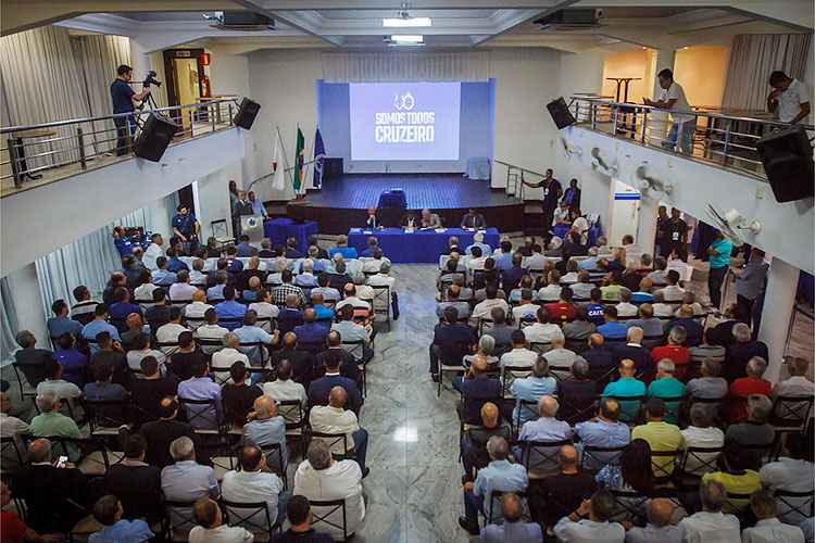 Grupo de cruzeirenses cobrou fiscalização do Conselho Deliberativo