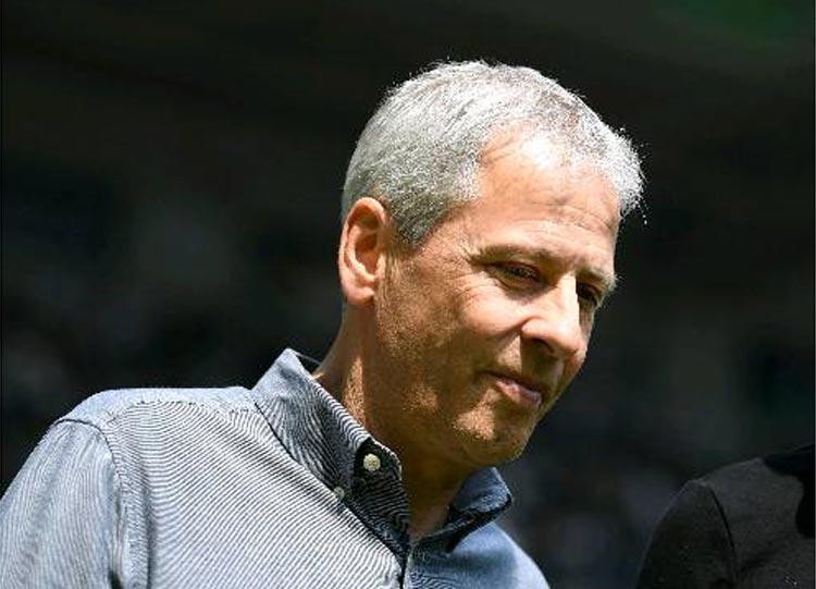Suíço Lucien Favre segue no clube até junho de 2021