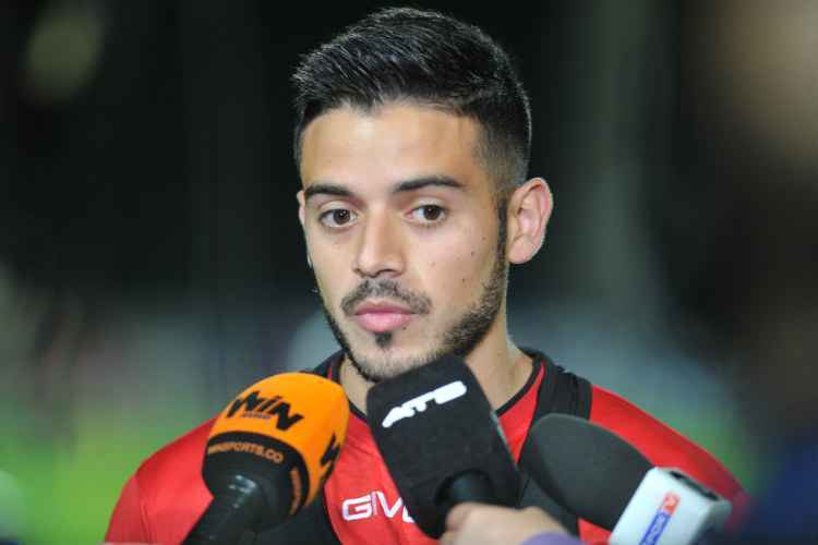 Meio-campista Junior Moreno fez elogios a Belo Horizonte: