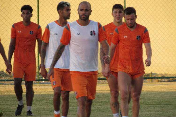 Volante é o terceiro jogador com mais jogos com camisa do Tricolor do Arruda