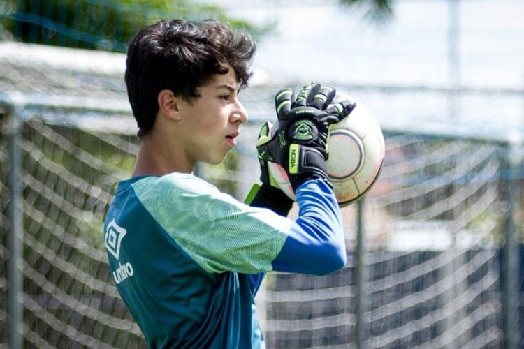 Vínculo não profissional com filho de Fábio foi registrado na CBF na última sexta-feira