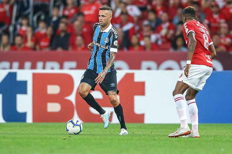 Luan garantiu empate do Grêmio no Beira-Rio