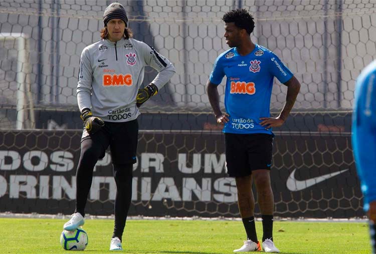 Time de Fábio Carille está na parte intermediária da tabela do Brasileiro