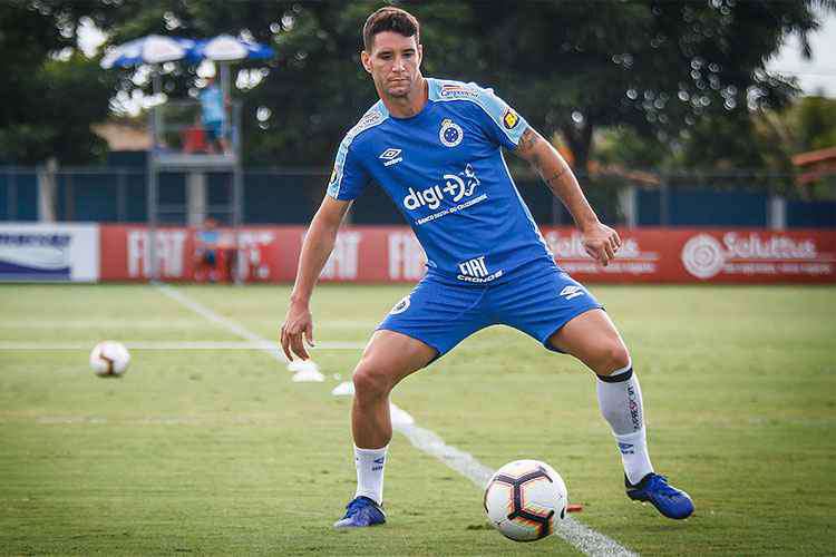 Thiago Neves ficou de fora das últimas duas partidas