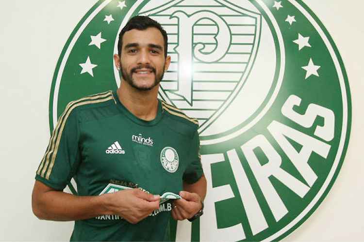 Henrique Dourado passou pelo Palmeiras em 2014 e fez 18 gols em 32 jogos