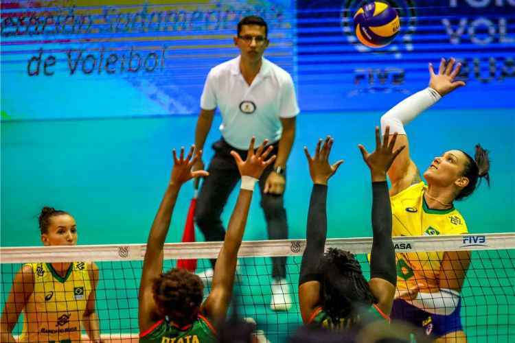 Brasil não teve maiores dificuldades para vencer Camarões