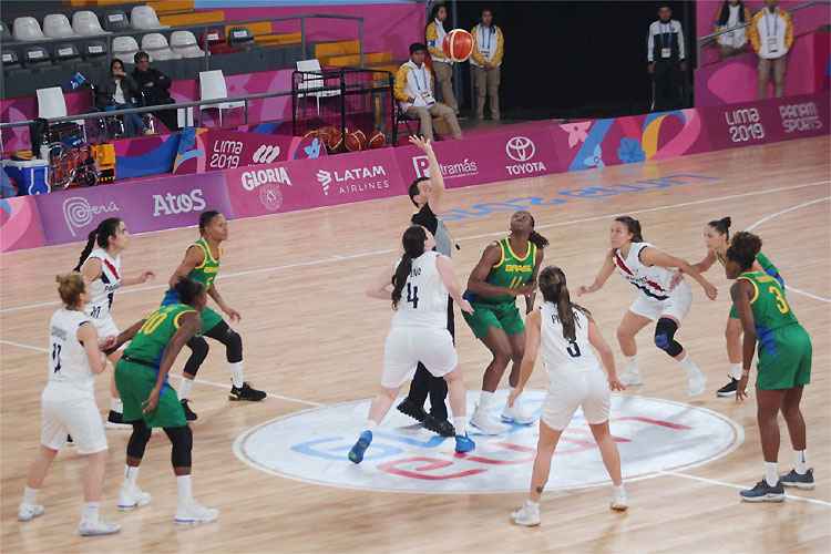 Brasil atropelou paraguaias em ritmo de treino e enfrentará Colômbia na semi