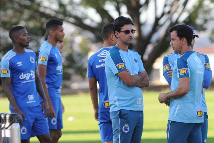 Resende prometeu uma postura ofensiva, com