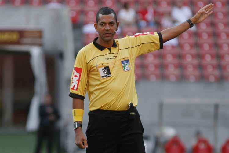 Cariocas estão no trio de arbitragem para clássico do sábado 