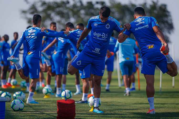 Cruzeiro se prepara para duelo diante do Palmeiras, neste sábado, no Allianz Parque, em São Paulo