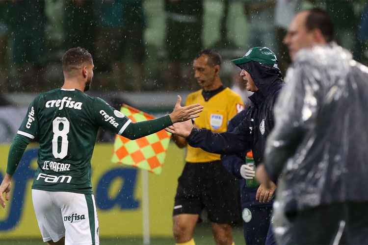 Na estreia do Brasileiro, Fortaleza de Ceni perdeu por 4 a 0 para o Palmeiras no Allianz Parque