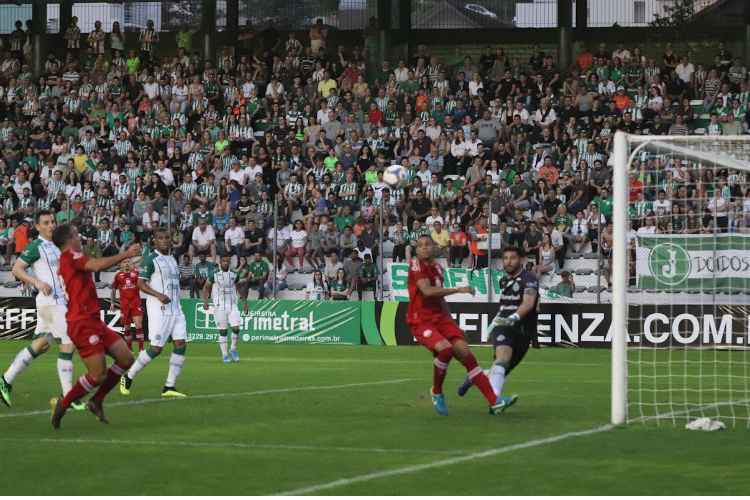 Com derrota em Caxias do Sul, Timbu terá que vencer por dois gols de diferença para chegar á final da Série C