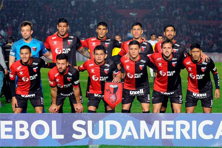 Colón-ARG vive expectativa por jogo