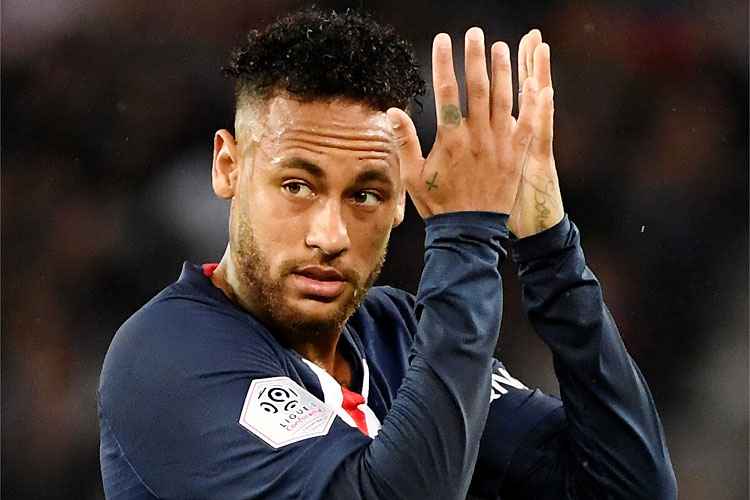 Neymar reencontra o Barcelona na Espanha, mas no tribunal e não no campo