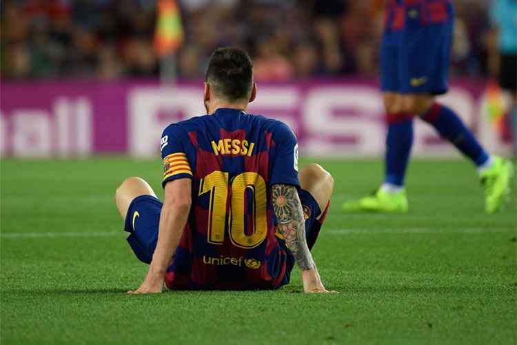 Messi sofreu um alongamento do músculo adutor da perna esquerda