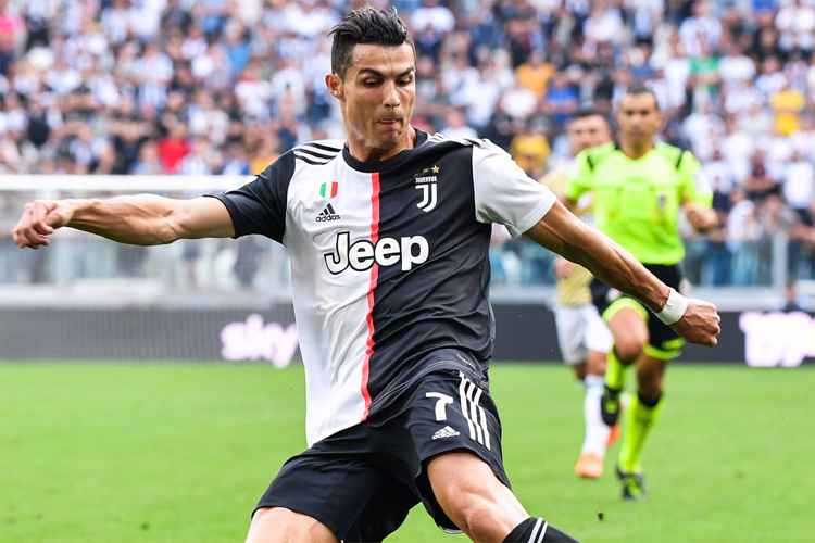 O craque Cristiano Ronaldo marcou um dos gols da Juve contra o SPAL.