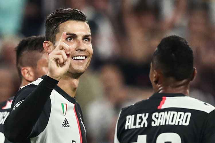 Cristiano Ronaldo marcou um dos gols da equipe italiana contra o Leverkusen