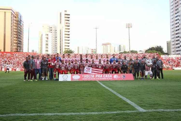 Náutico retornou aos Aflitos em amistoso contra o Newell