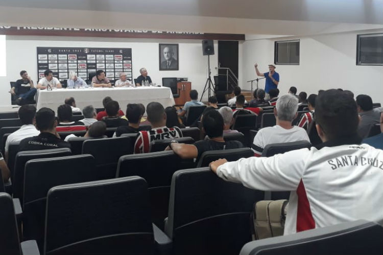 Pontos sensibilizados no diálogo foram transparência, credibilidade e participação da torcida