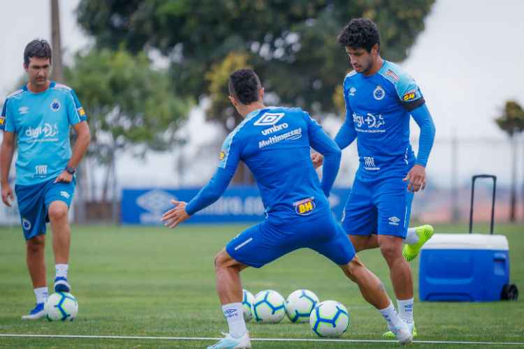 Leo treinou normalmente nesta quarta-feira