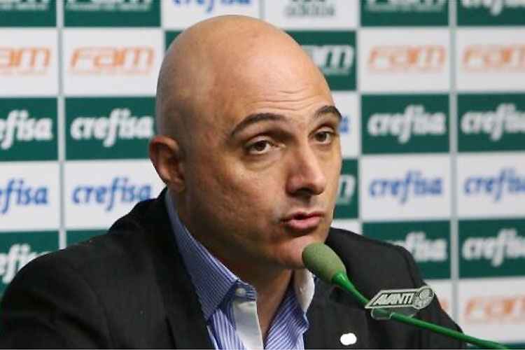 Galiotte foi suspenso após criticar o VAR e sugerir favorecimento ao Flamengo