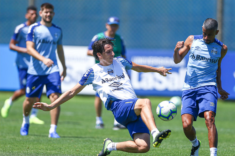 Grêmio quer vencer Botafogo e iniciar reação rumo ao G6 da Série A